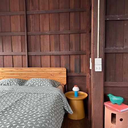 Cozy Villa In Chiangmai Old Town 치앙마이 외부 사진